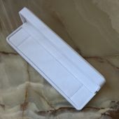 Оксамитова коробочка для ланцюжків, браслетів та кольє біла