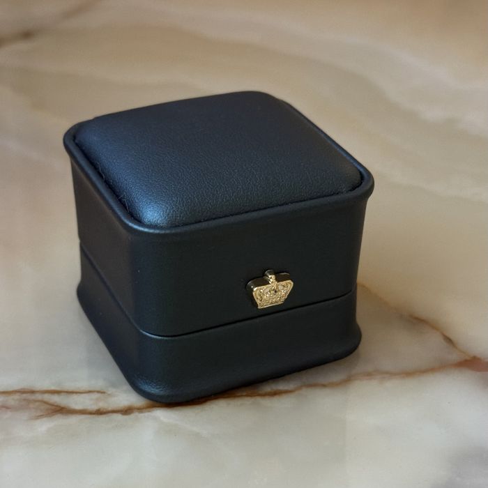 Шкіряна коробочка для каблучок смарагдова